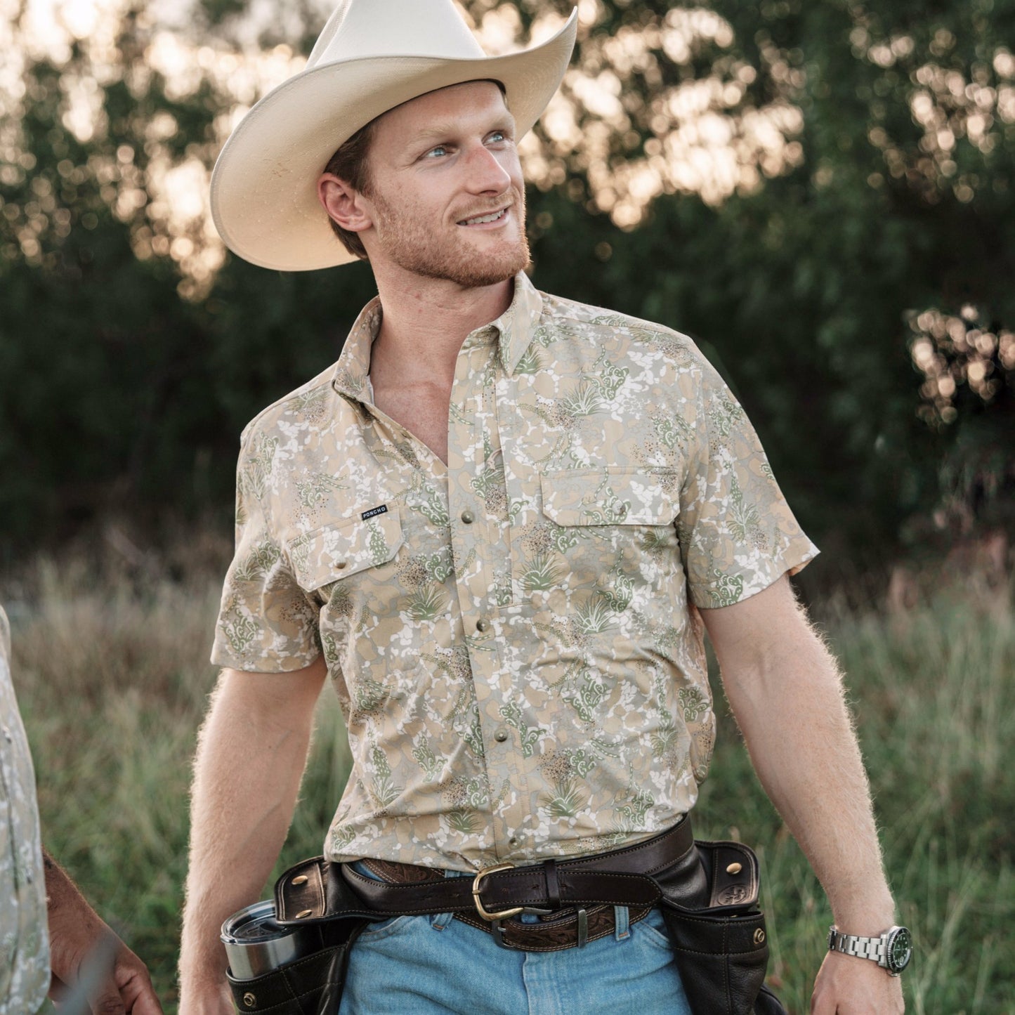 Poncho Outdoors The Pearsall