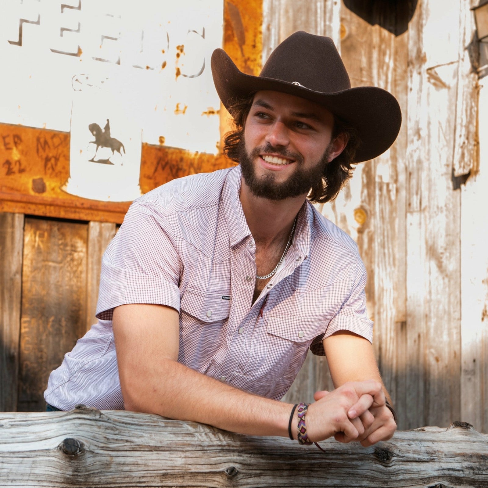 Poncho Outdoors The Howdy