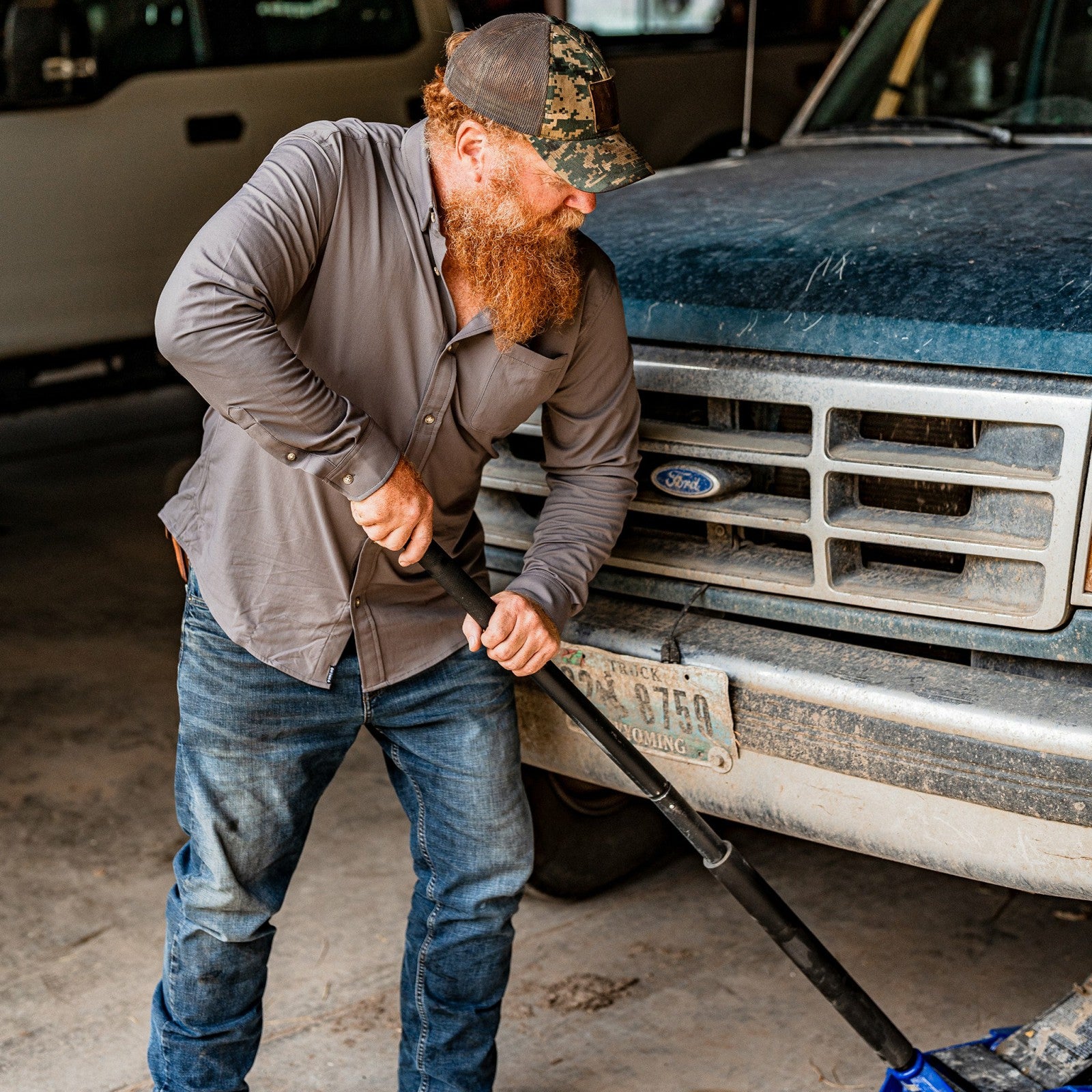 Poncho Outdoors The Lug Nut
