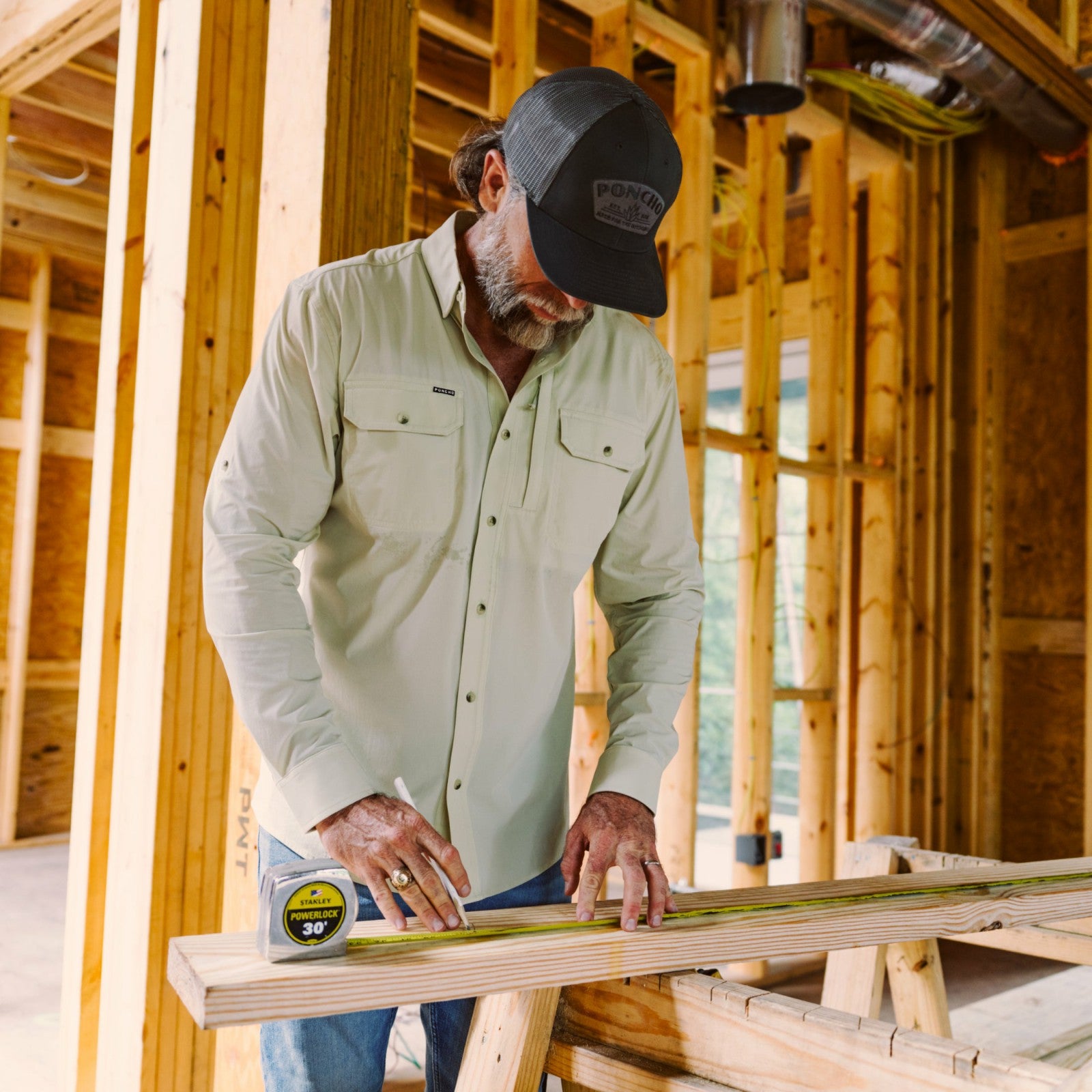Poncho Outdoors The Carpenter